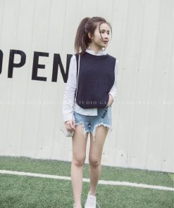 BUTTON VEST KNIT (NAVY)