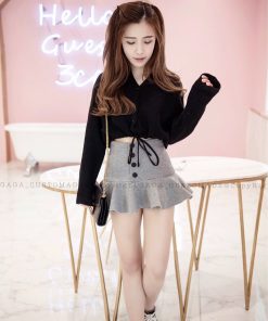 BUTTON KNIT TOP (BLACK)